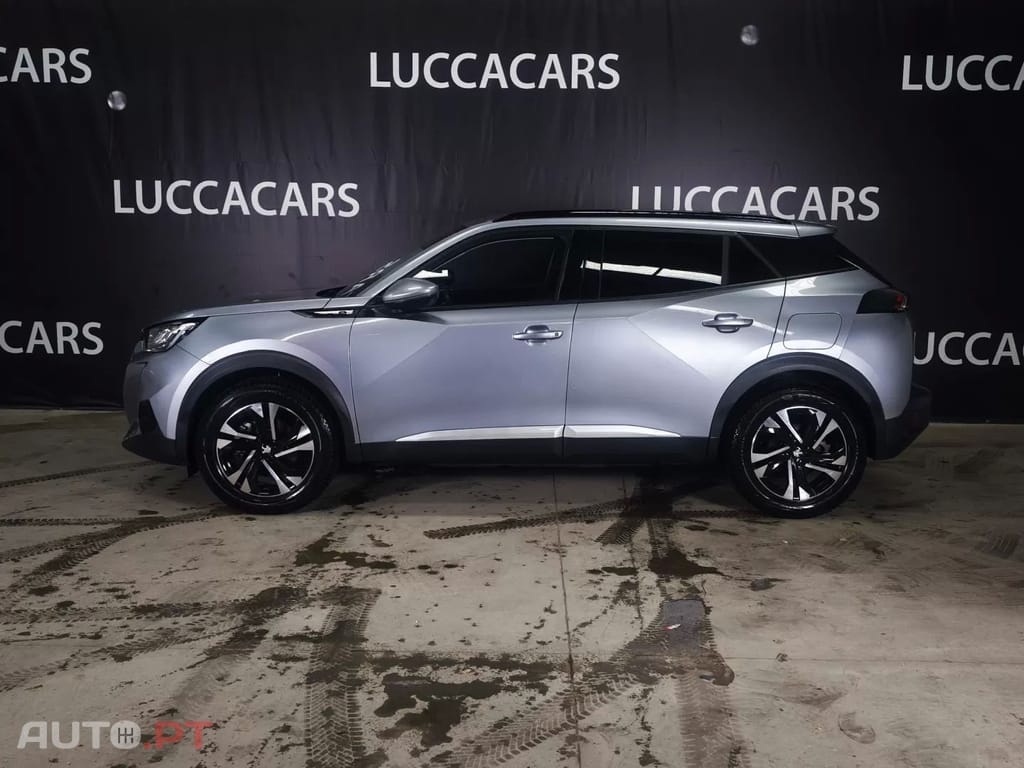 Peugeot E-2008 50 kWh Allure Pack