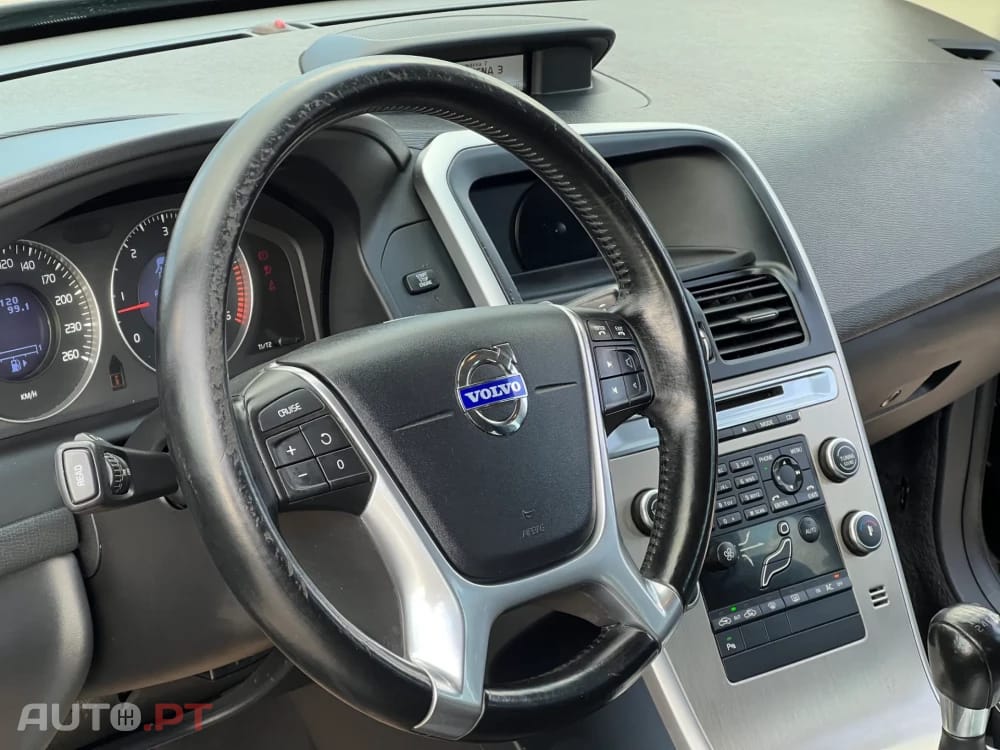 Volvo XC60 2.4 D Drive Momentum