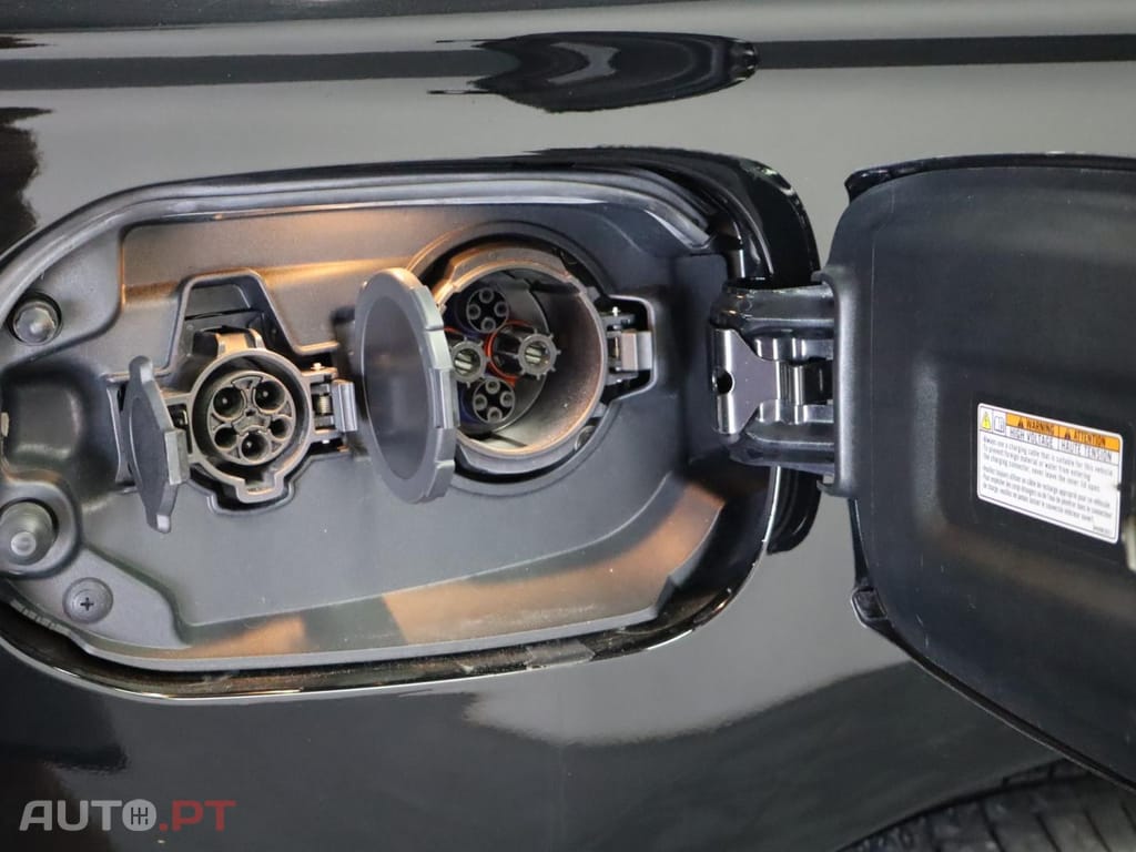 Mitsubishi Outlander 2.0 Mivec PHEV Intense Navi
