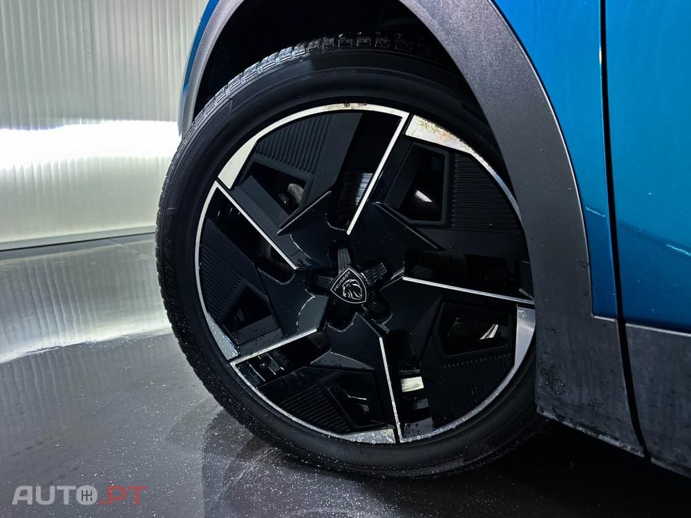 Peugeot 408 1.6 Hybrid GT e-EAT8