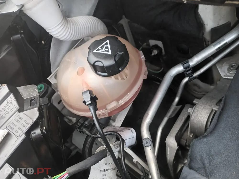 Peugeot Expert Outro