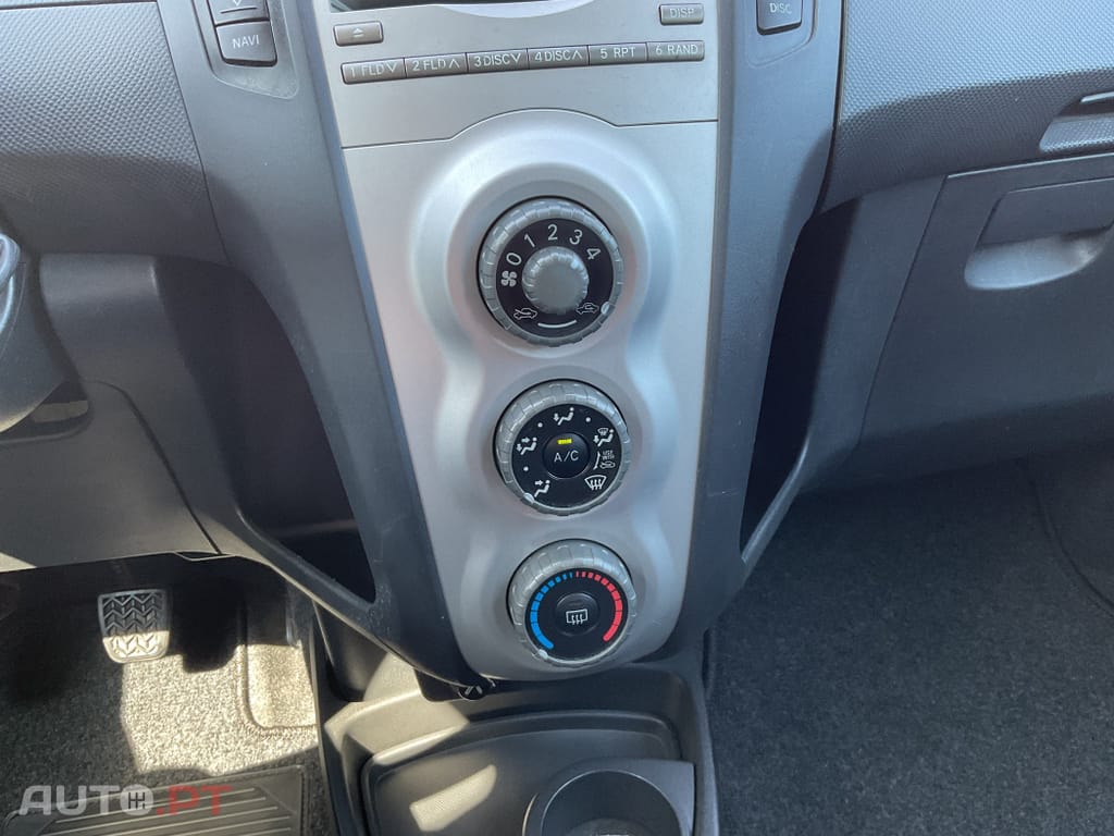 Toyota Yaris 1.0 VVT-i ACtive+AC