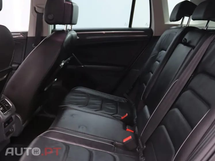 Volkswagen Tiguan 2.0 TDI Highline DSG 4Motion