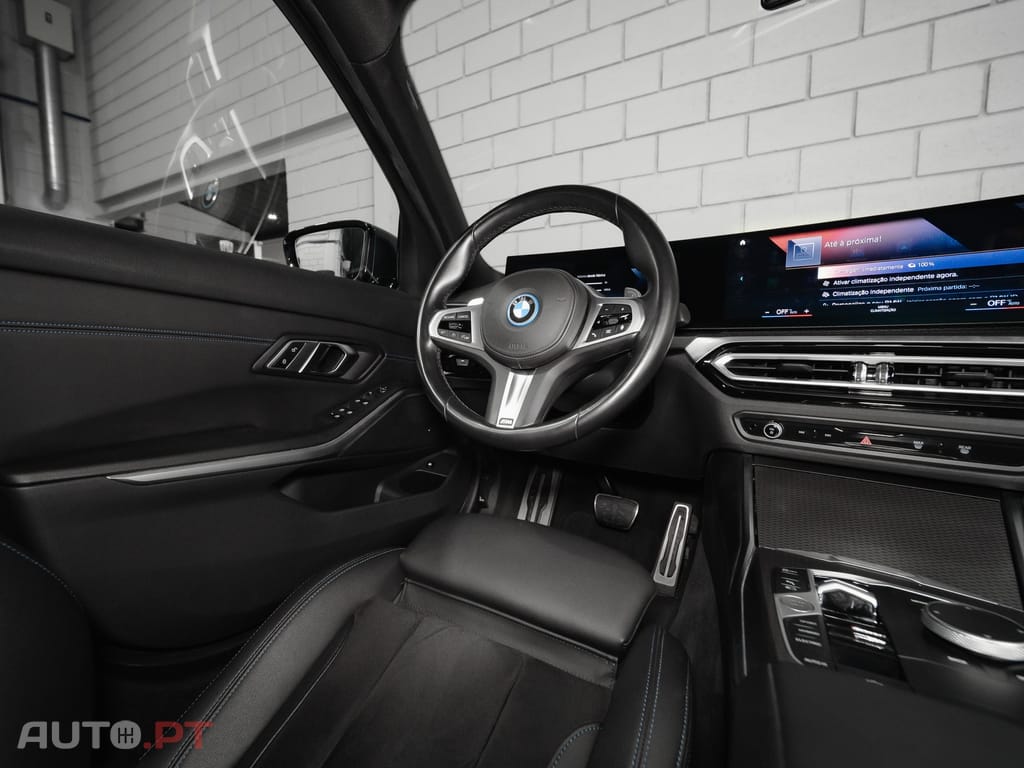 BMW 320 e Pack M Auto