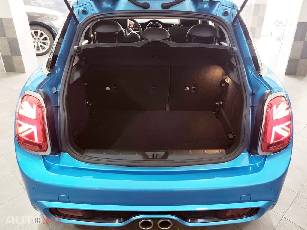 MINI Cooper Cooper S