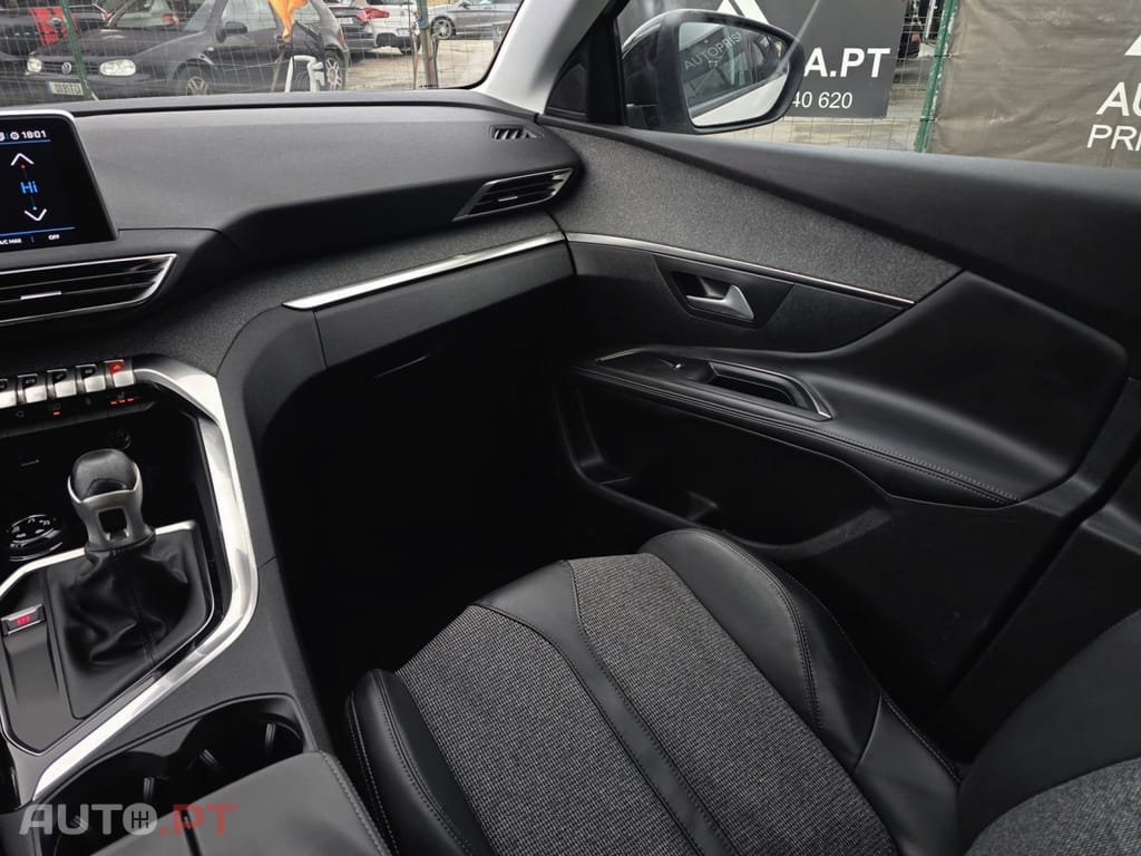 Peugeot 5008 2.0 BlueHDi Allure J18