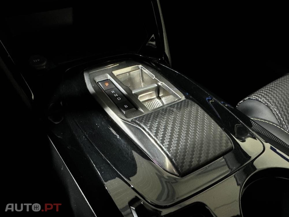 Peugeot E-2008 54 kWh GT