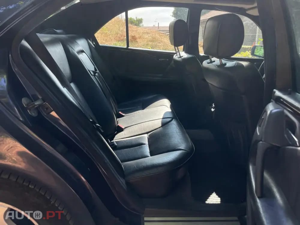 Mercedes-Benz E 300 TD Classic