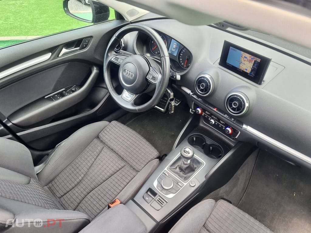Audi A3 1.6 TDI S-line