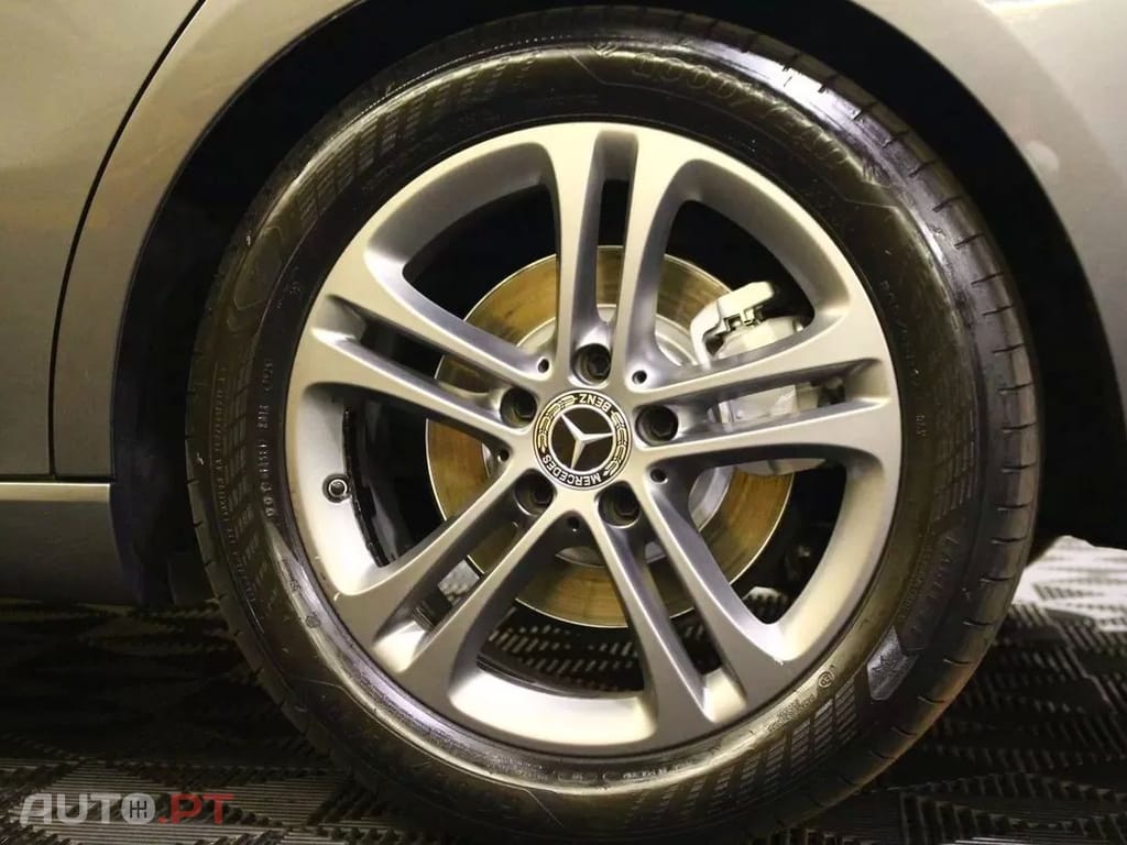 Mercedes-Benz CLA 180 d Shooting Brake Style Aut.