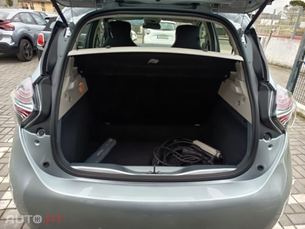 Renault Zoe (c/ Bateria) E-Tech EV50 Equilibre