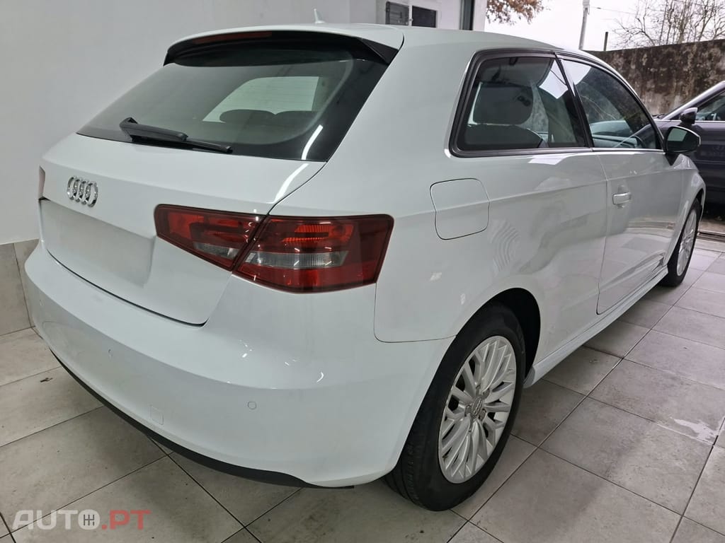 Audi A3 Sportback 1.6 TDI Attraction Ultra