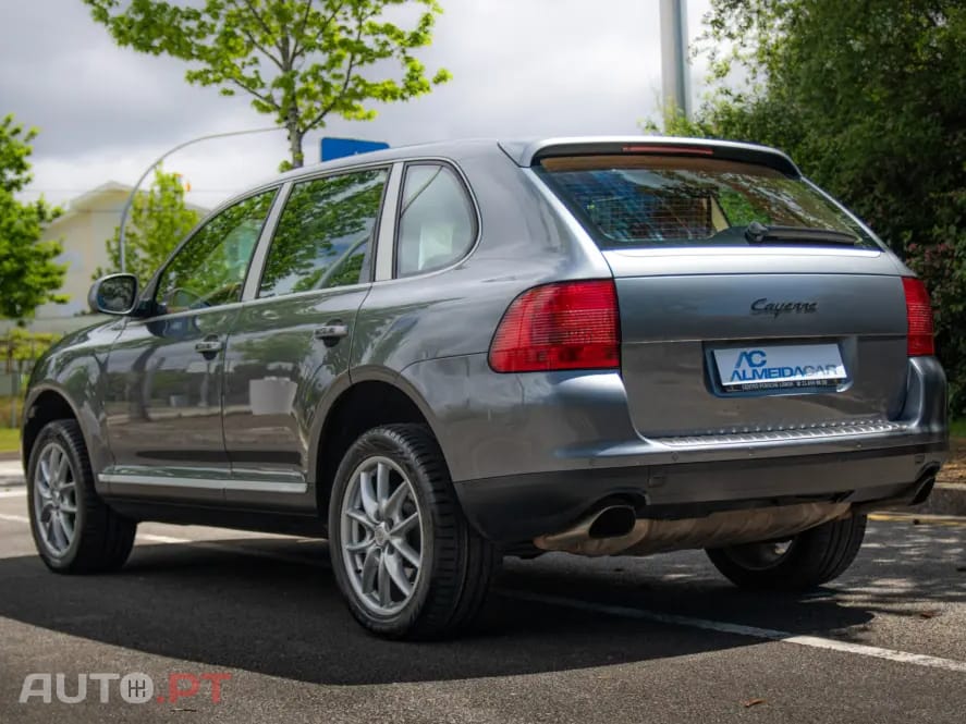 Porsche Cayenne Tiptronic