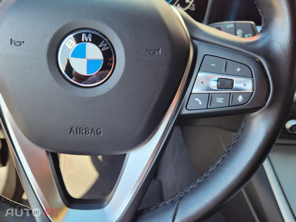 BMW 320 e Auto