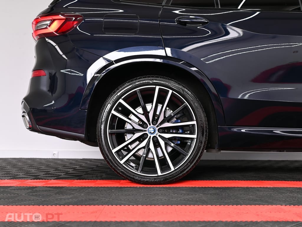 BMW X5 45 e xDrive Pack M