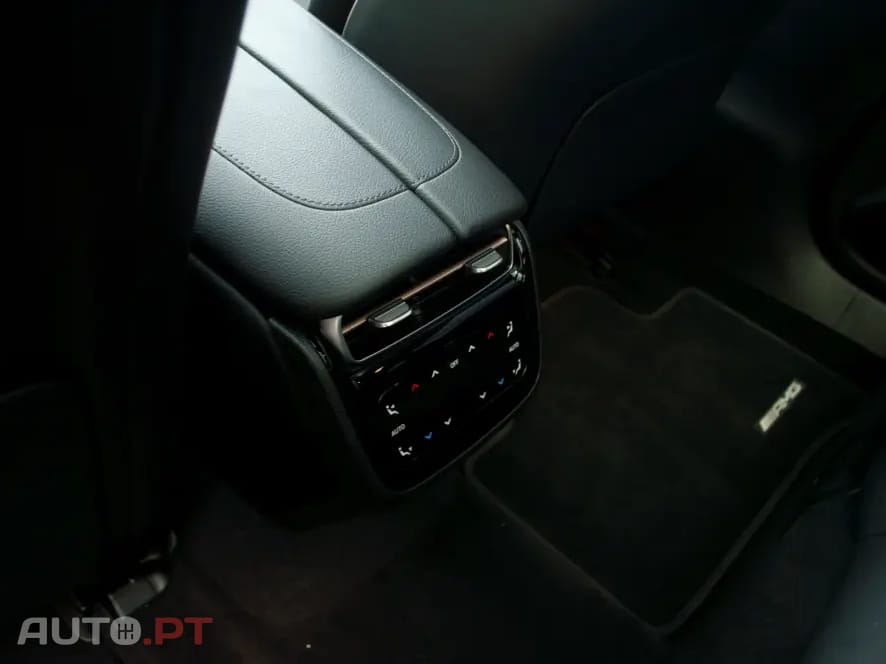 Mercedes-Benz EQE 350