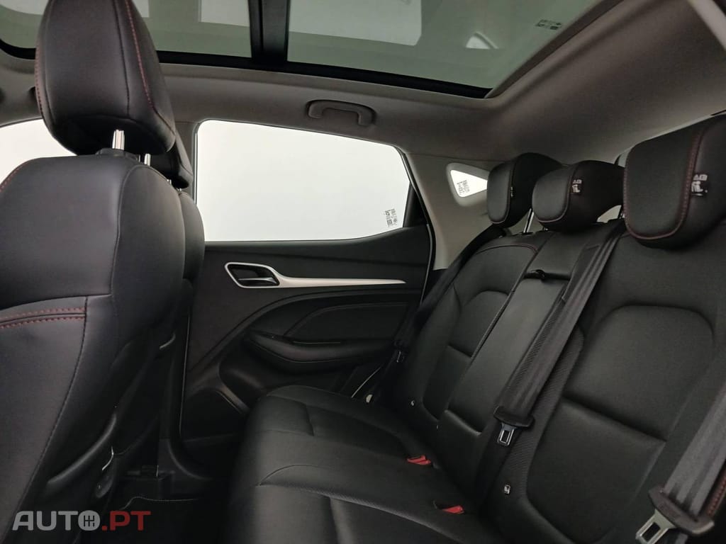 MG ZS EV 72.6 kWh Luxury