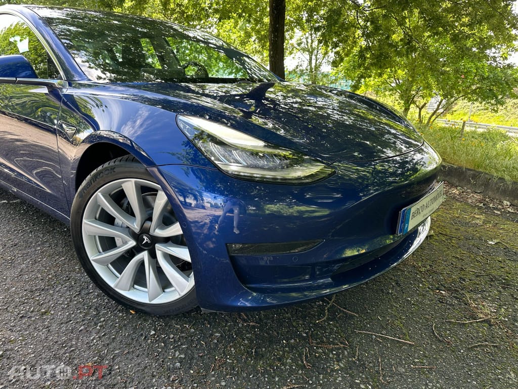 Tesla Model 3 Long-Range Dual Motor AWD