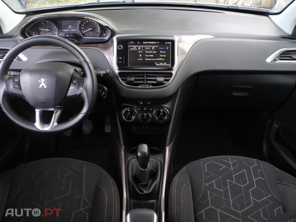 Peugeot 2008 1.6 e-HDi Active