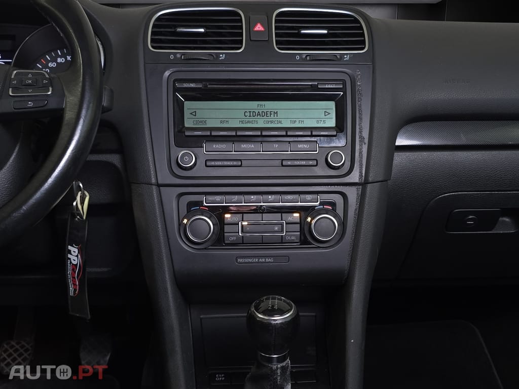 Volkswagen Golf 1.6 TDi Highline