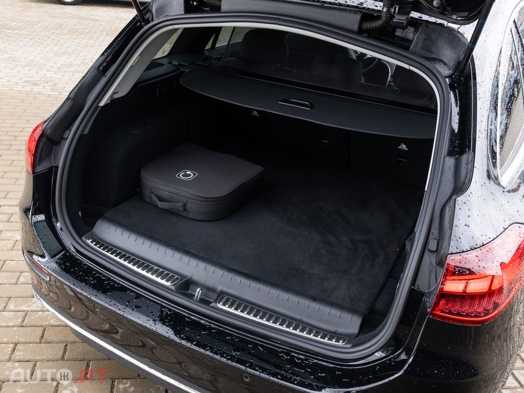 Mercedes-Benz C 300 e T 9G-TRONIC Avantgarde