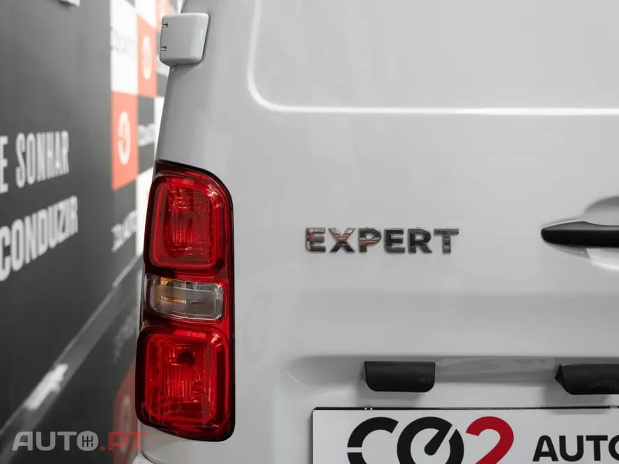 Peugeot Expert Outro
