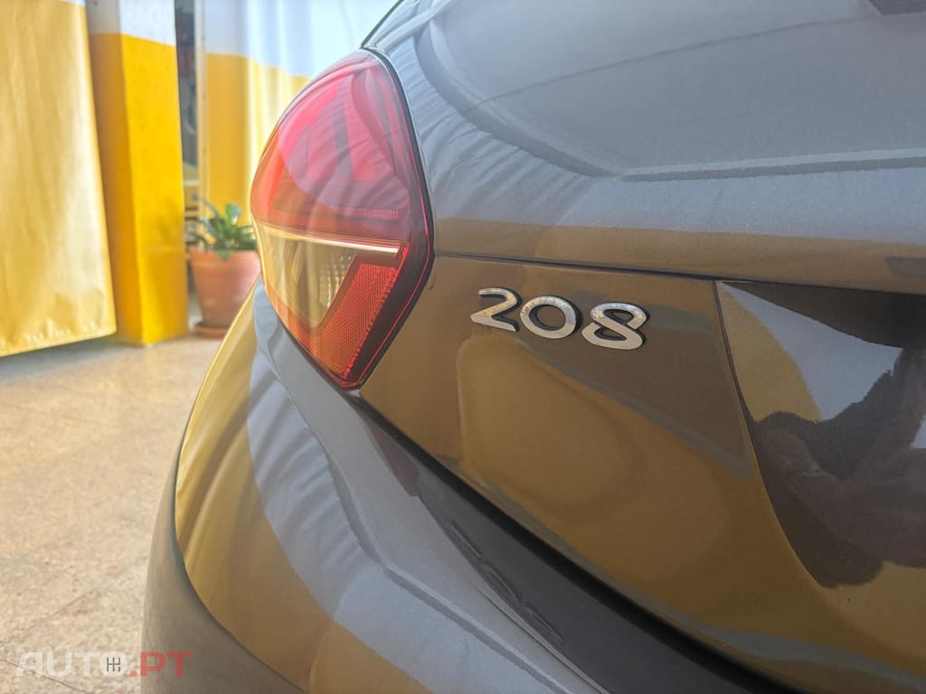 Peugeot 208 1.6 BlueHDi Style
