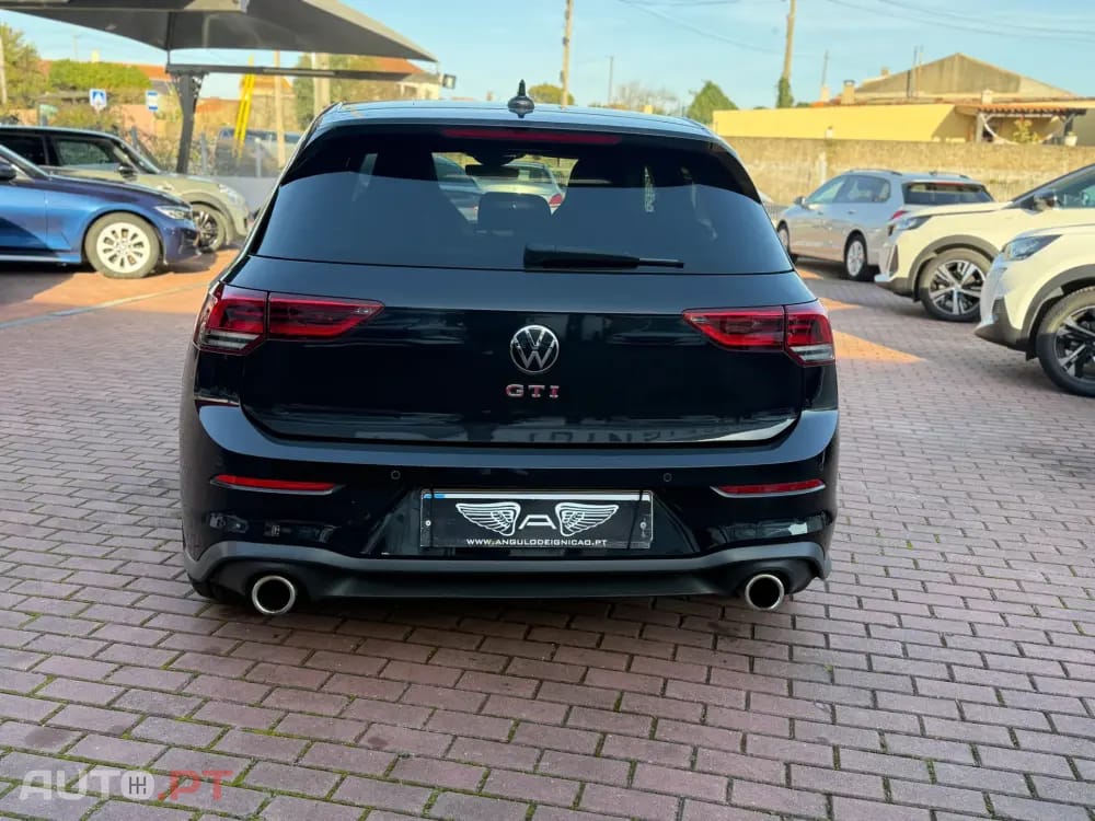 Volkswagen Golf 2.0 TSI GTI DSG