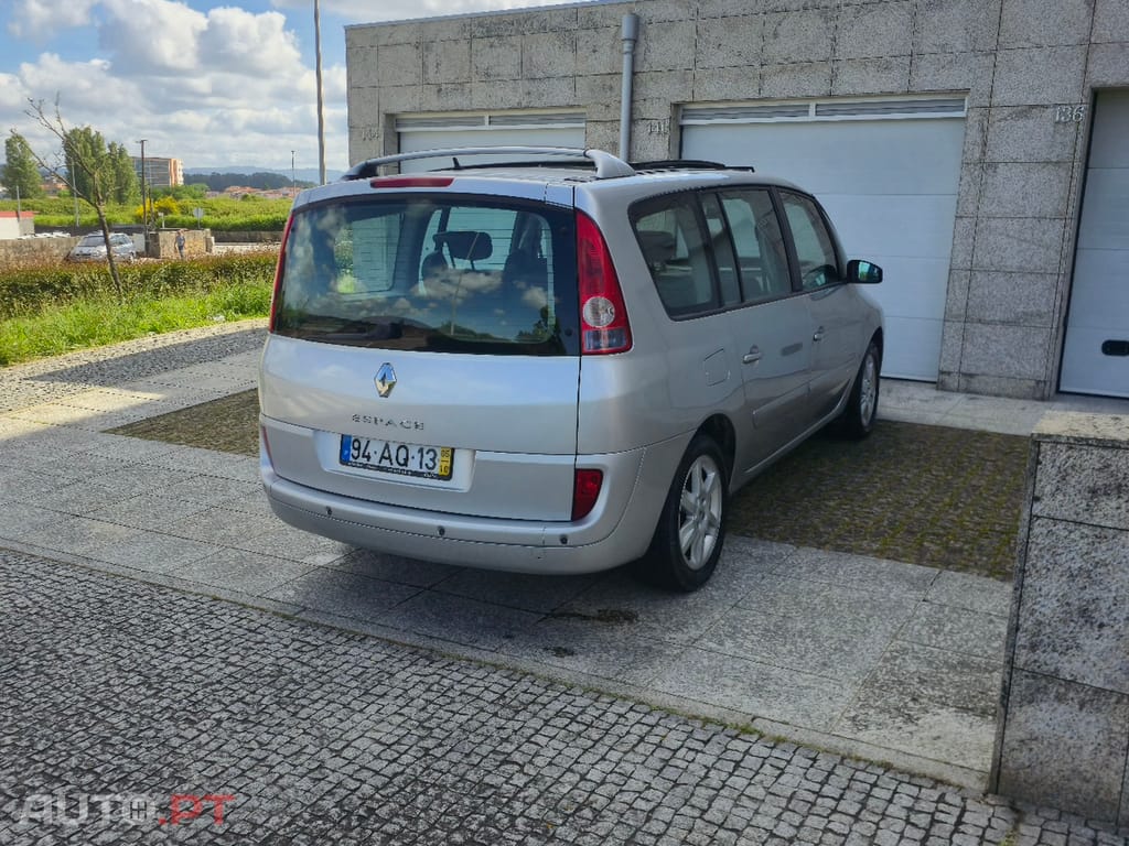 Renault Grand Espace Initiale Paris
