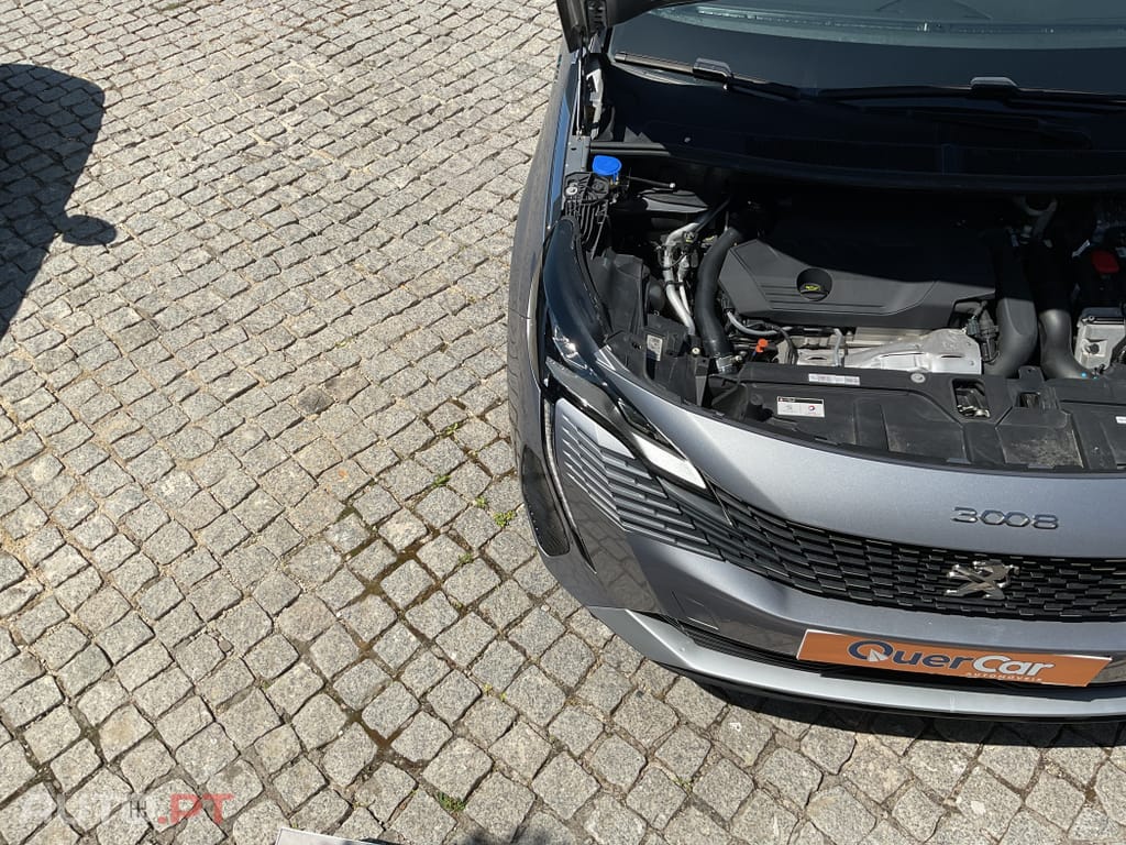 Peugeot 3008 1.6 Hybrid Allure e-EAT8