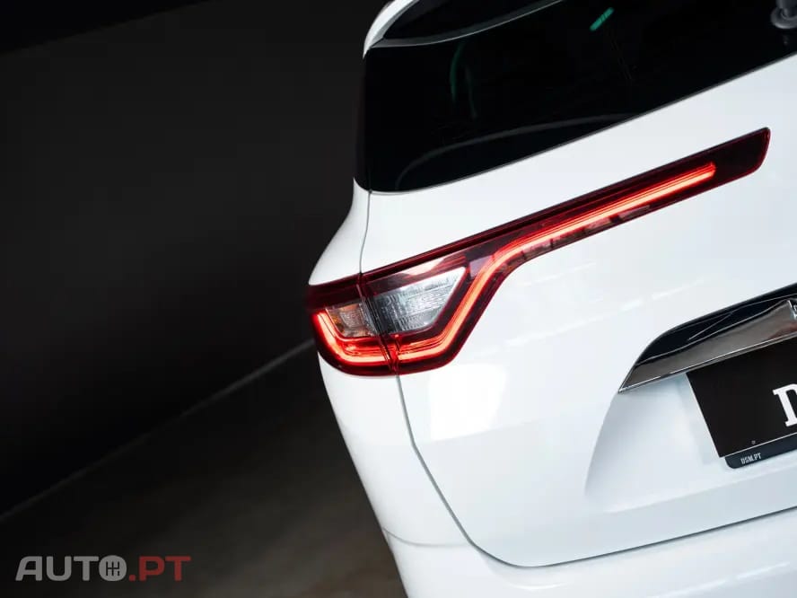 Renault Mégane Sport Tourer 1.5 Blue dCi GT Line — fotografia 9