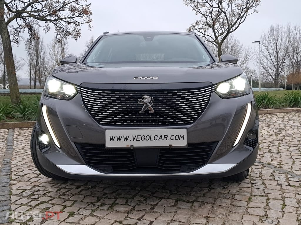 Peugeot 2008 PureTech 130 Allure Pack