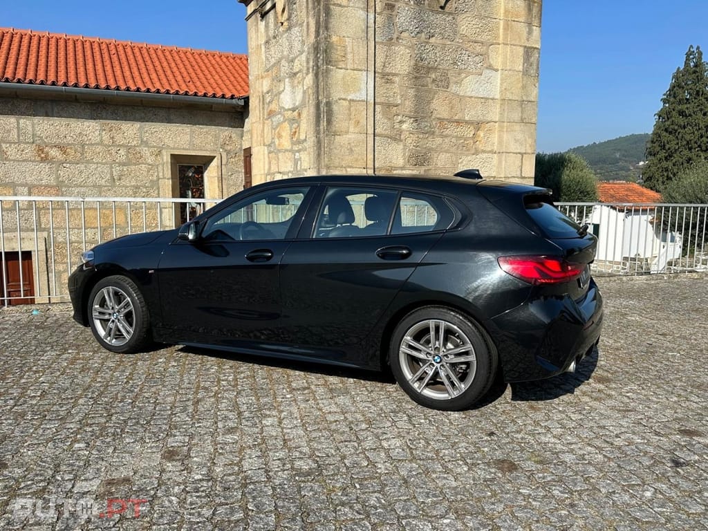 BMW 116 d Pack Desportivo M