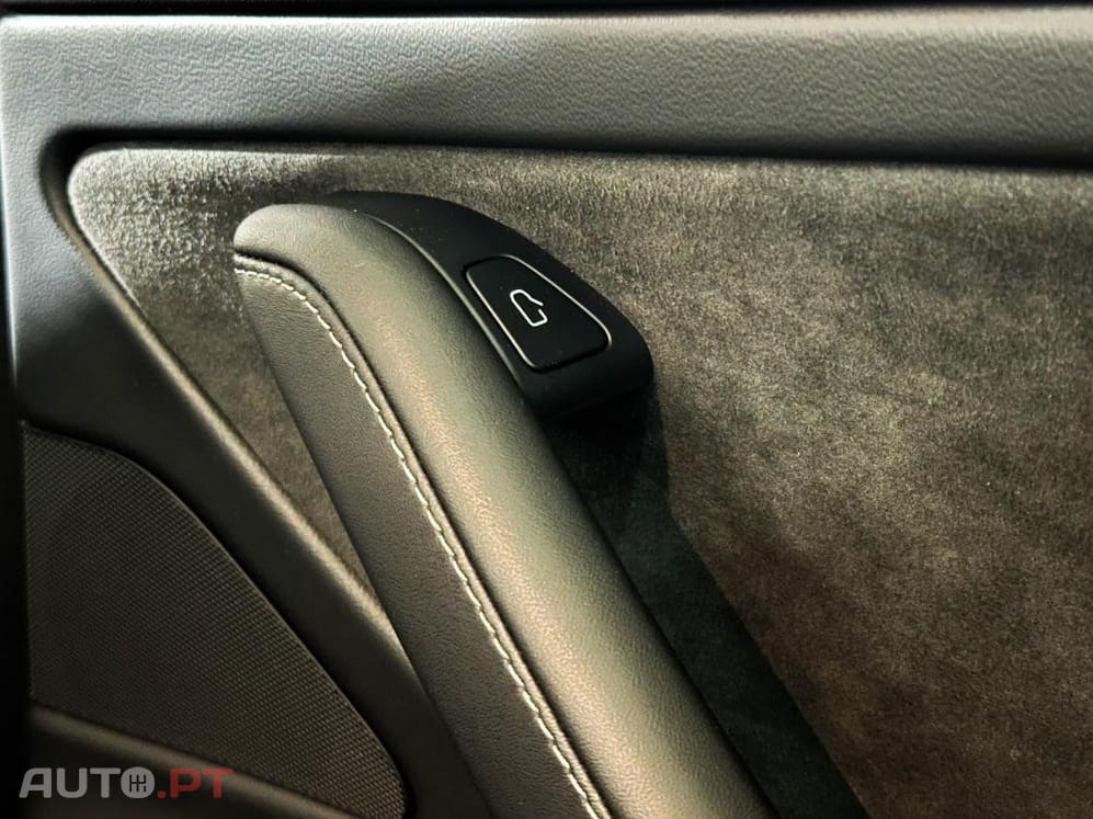 Tesla Model 3 Long Range AWD Dual Motor