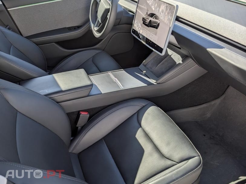 Tesla Model 3 Tração Traseira Premium