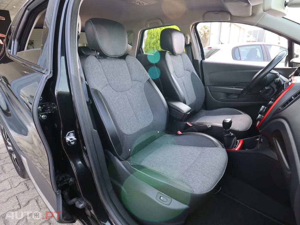 Renault Captur 1.2 TCe Exclusive