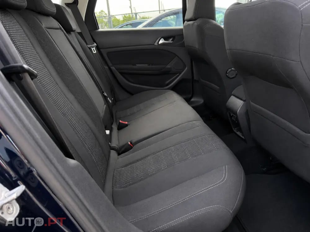 Peugeot 308 SW BlueHDi 120 EAT6 Stop & Start Allure