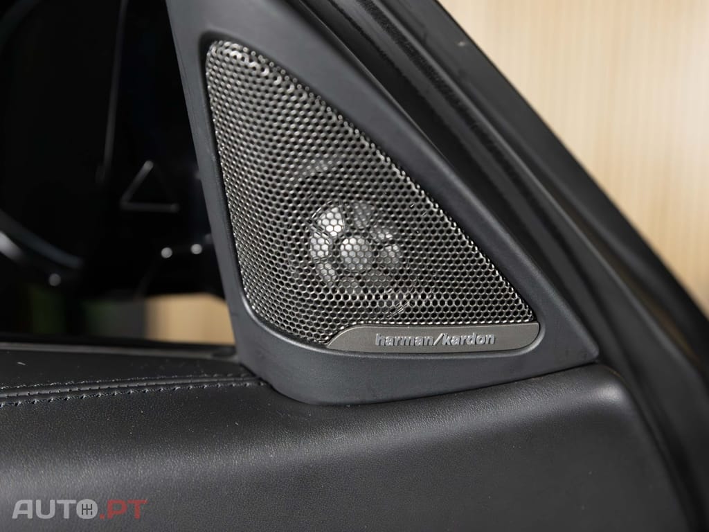 BMW M4 Auto