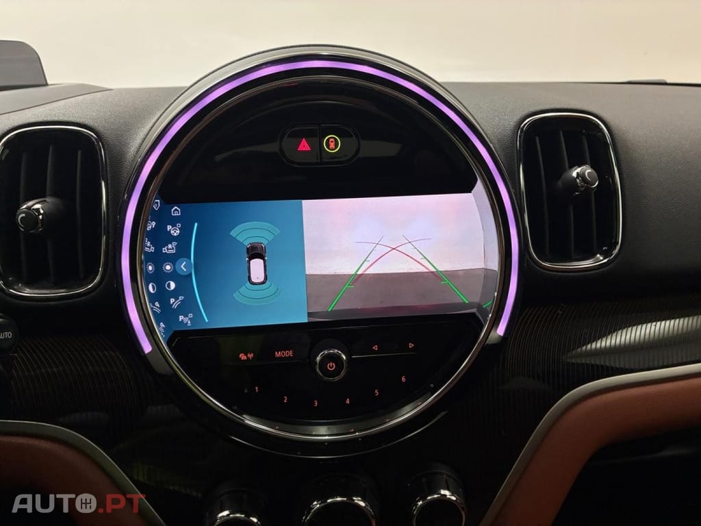 MINI Countryman Cooper SE Premium Essential Auto