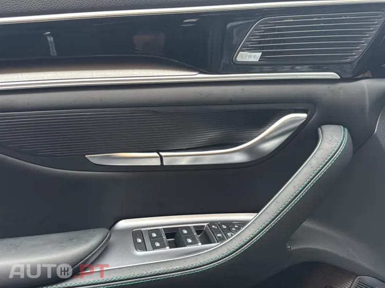 BYD Seal U 87 kWh design