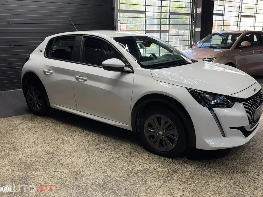 Peugeot E-208 Active Pack