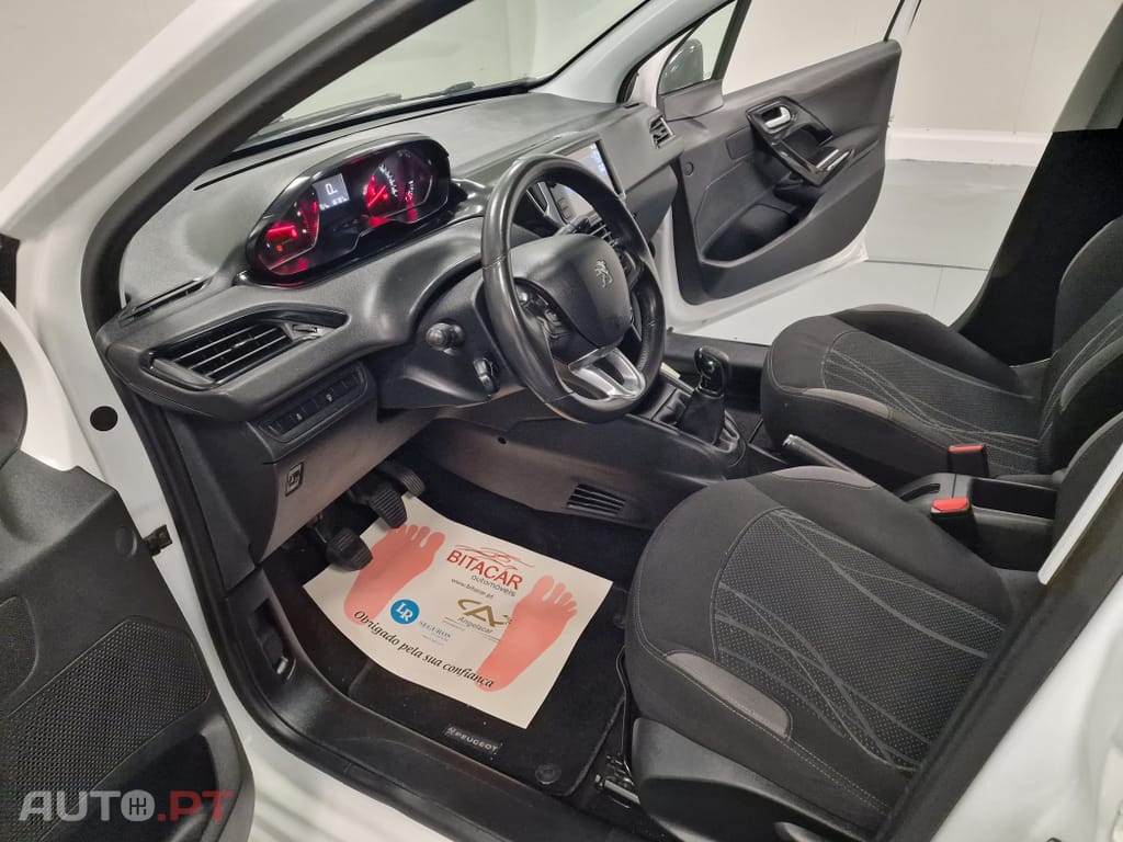 Peugeot 208 1.4 HDi Active