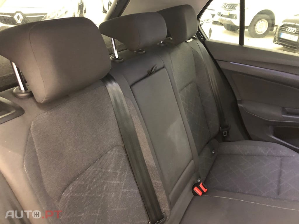 Volkswagen Golf 1.0 TSI Confortline