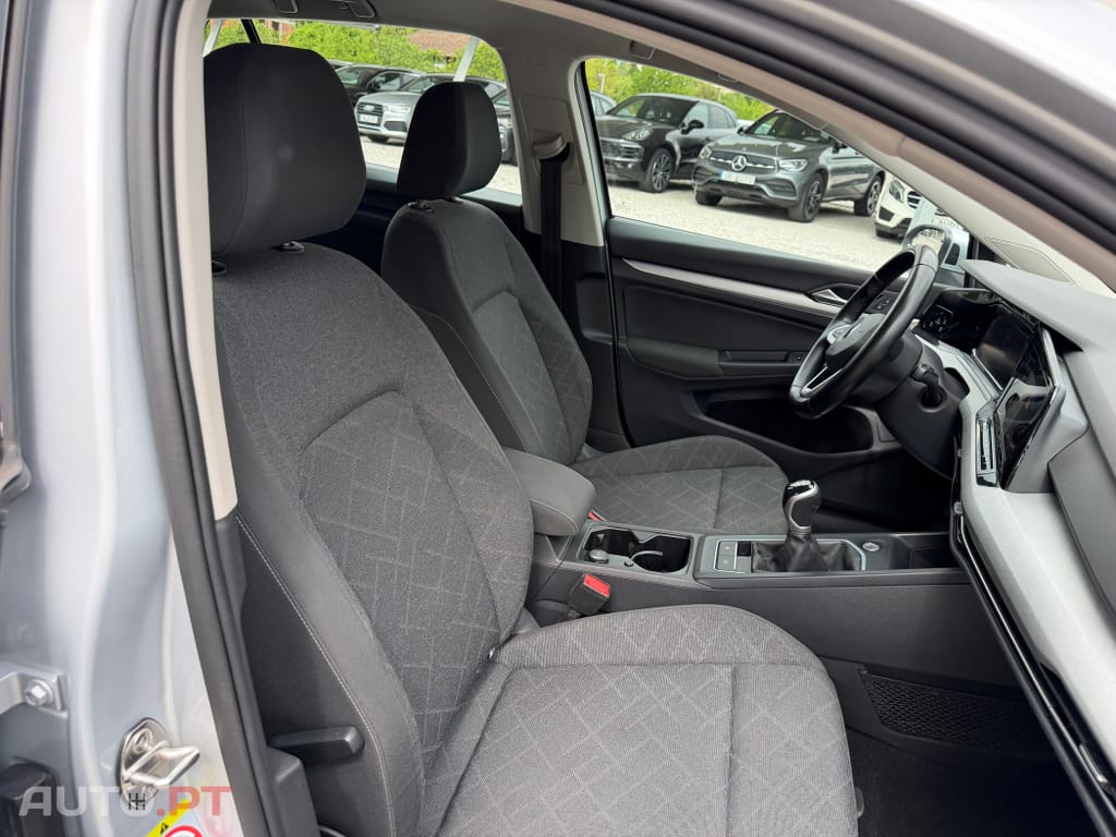 Volkswagen Golf 2.0 TDI Conceptline