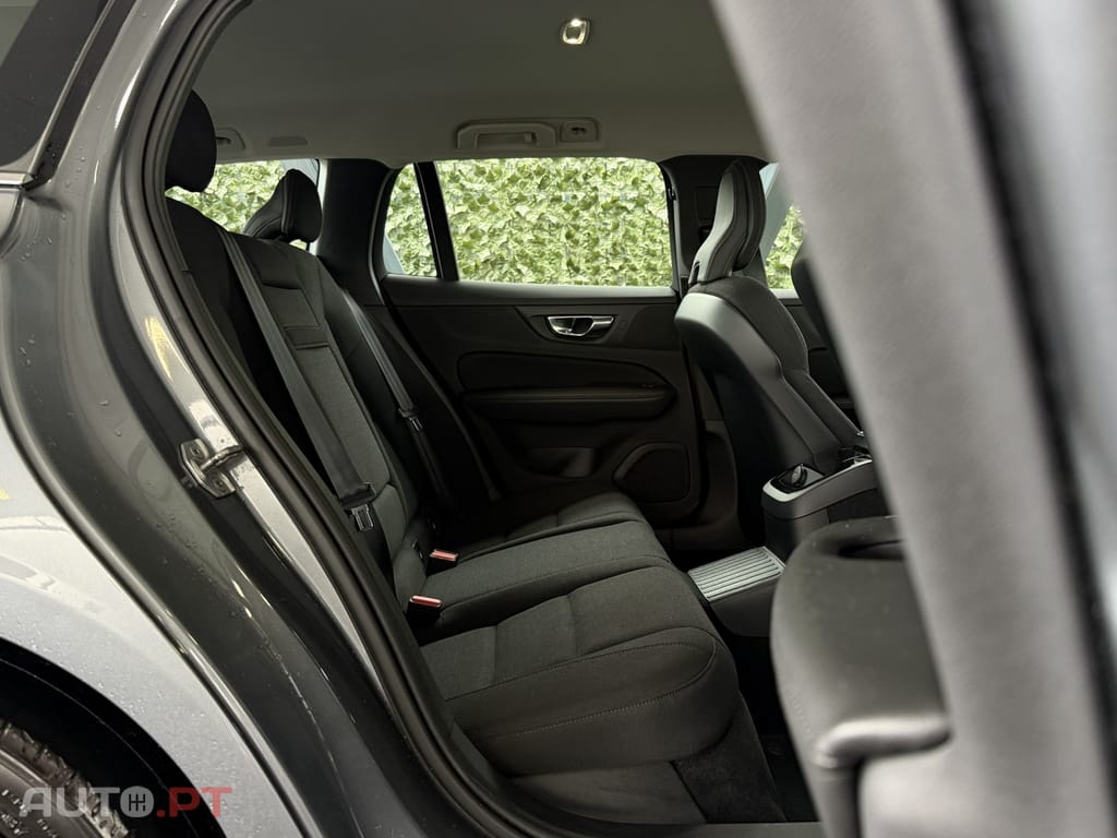 Volvo V60 2.0 T6 AWD TE Inscription Expression