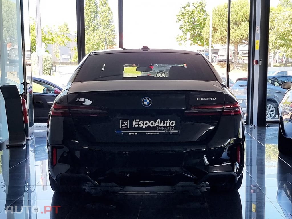 BMW i5 eDrive40 Pack Desportivo M Pro