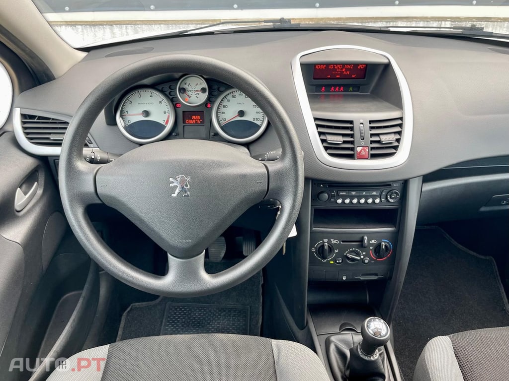 Peugeot 207 1.4 16v Trendy