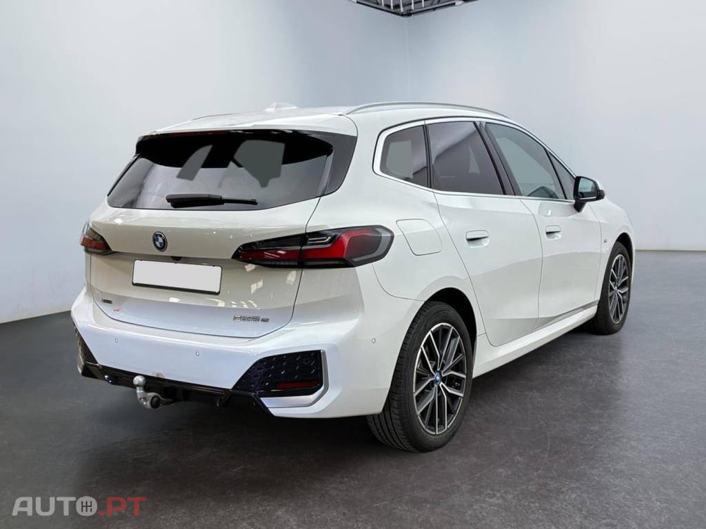 BMW 225 e xDrive M Sport