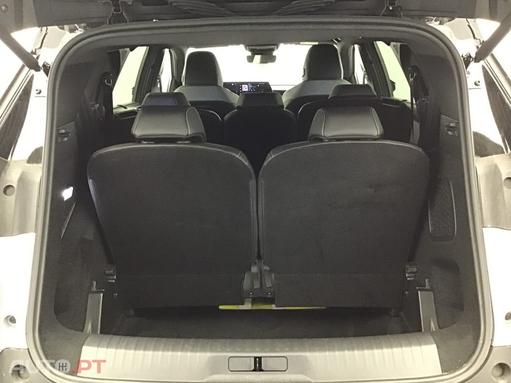 Peugeot 5008 1.2 Hybrid GT e-DCS6