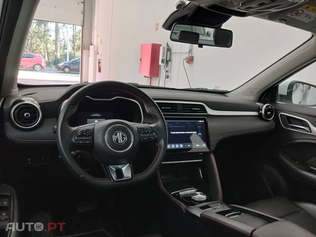 MG ZS EV 72.6 kWh Luxury